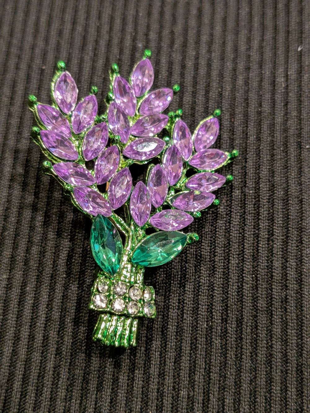 B#4: A Lavander Bouquet Rhinestone Brooch W/Marquise Purple Crystal Grrrlen Leav